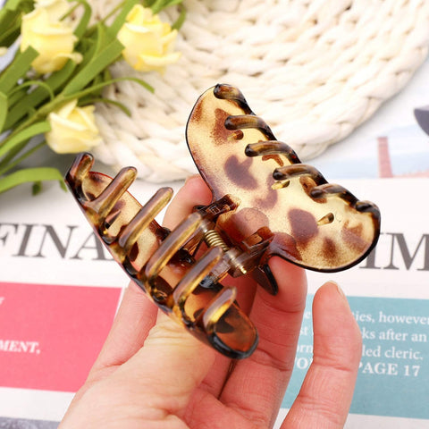 3 Pcs Hair Jaw Clips, 7cm x 4cm/2.8inch x 1.6inch Medium Acrylic Hair Claw Clips for Girls and Women 3 Pcs Hair Jaw Clips, 7cm x 4cm/2.8inch x 1.6inch Medium Acrylic Hair Claw Clips for Girls and Women