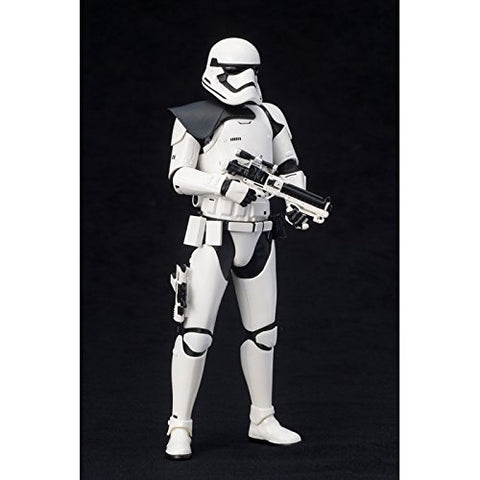 Kotobukiya Star Wars Episode 7 The Force Awakens First Order Stormtrooper ArtFX+ Statue