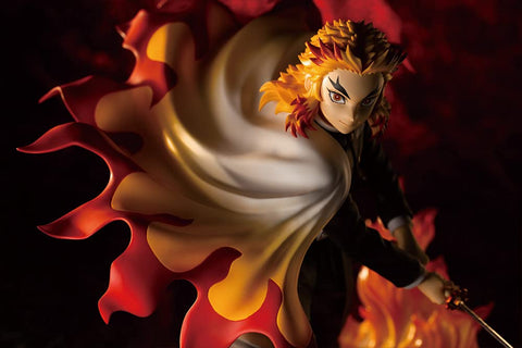 Kotobukiya Demon Slayer: Kimetsu no Yaiba: Kyojuro Rengoku ArtFX J Statue, Multicolor