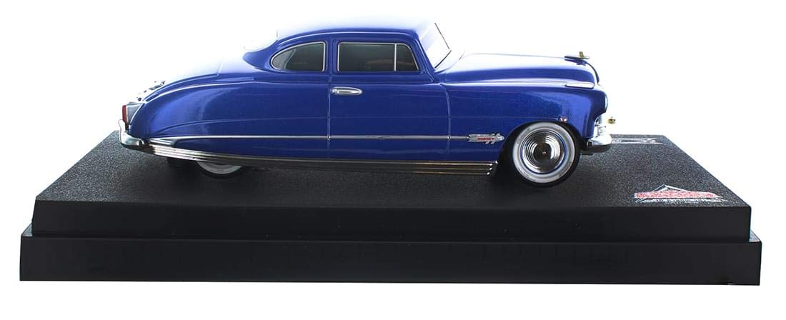 Disney Pixar Cars 1:24 Die-Cast Vehicle: Doc Hudson