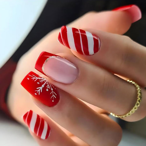 Carufin 24 Pcs Christmas Press on Nails Short Fake Nails Red and White Stripes Acrylic Nails Cute Elk Snowflake Full Cover False Nails Xmas Nail (B)