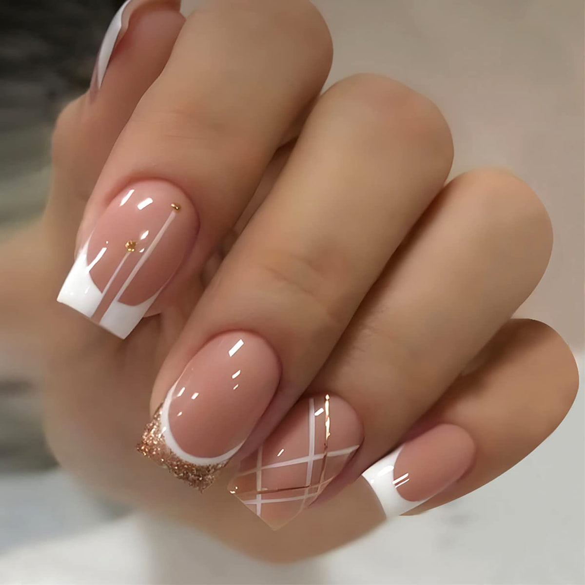 24 Pcs French Tip Press on Nails Short Square False Nails White Gold Lines Fake Nails with Gold Glitter Designs Glue on Nails Nude Pink Full Cover Sticker on Nails Acrylic Artificial Nails for Women