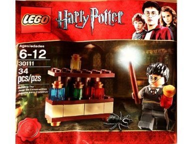 4KIDS Toy / Game Lego Harry Potter Exclusive Mini Figure Set #30111 The Lab Bagged with Different Bottles of Potions