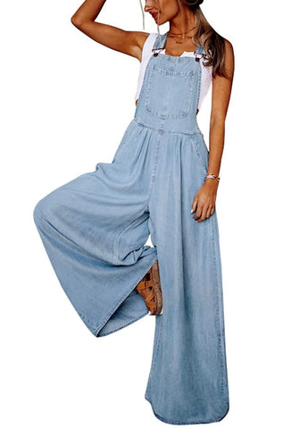 utcoco Women's Casual Loose Denim Overalls Adjustable Strap Wide Leg Bib Jean Overalls Jumpsuit with Pockets (Small, Light Blue)