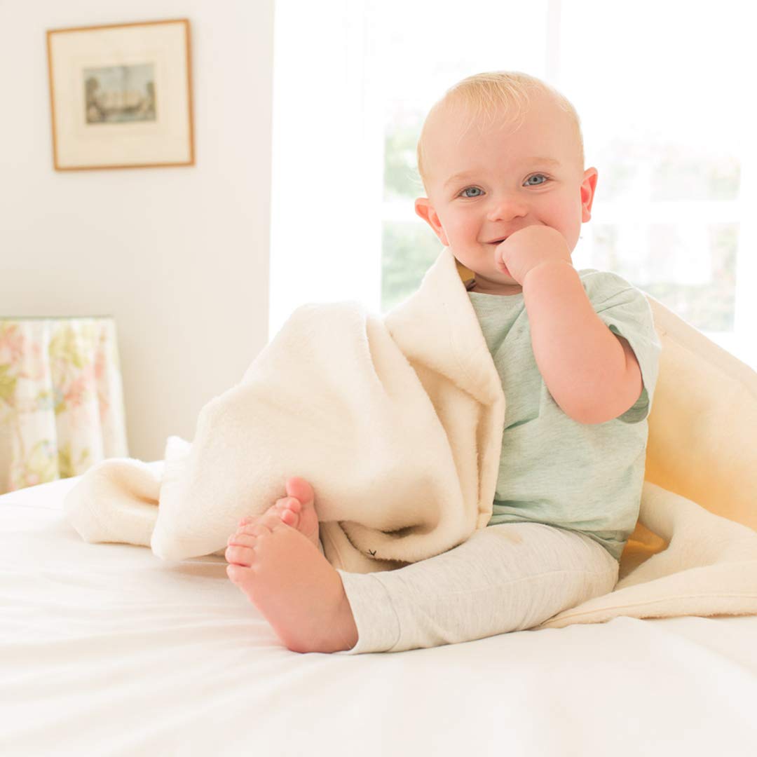 Hippychick Organic Cotton Fleece Baby Cot Blanket - The Wonderfully Soft and Safe Baby Blanket - Natural - 39"x59"