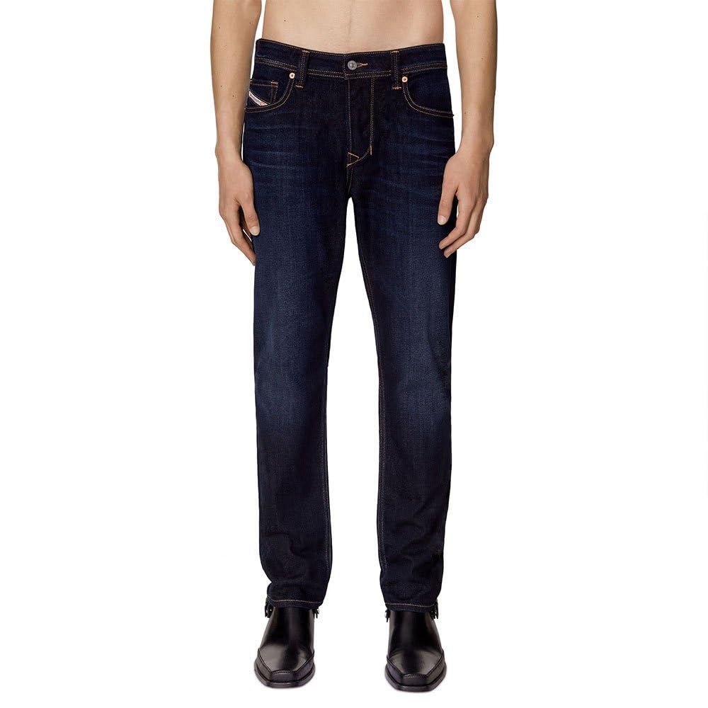 Diesel Men's Short Straight, 01-009ZS, 36W x 30L