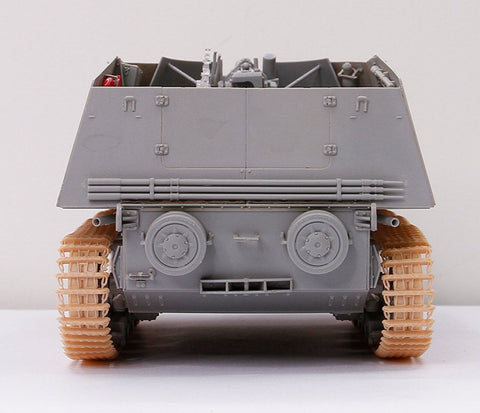 Dragon Models 1/35"Hummel-Wespe le Pz.Haub auf Hummel Fahrgestell Vehicle Model Building Kit