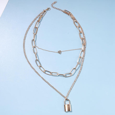 Yheakne Punk Layered Heart Choker Necklace Gold Lock Pendant Necklace Chunky Paper Clip Chain Necklace Vintage Statement Necklace Chain Jewelry for Women and Girls Gift
