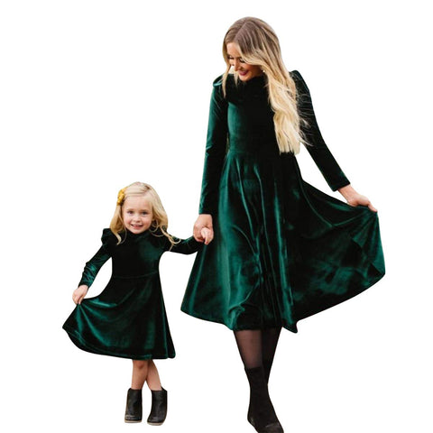 Mommy and Me Dresses Women Girls Kids Ruffle Long Sleeve Fashion Velvet Lotus Pure Color Casual Birthday Christmas Party Dress Mother Daughter Family Matching Outfits Green 2-3 Years