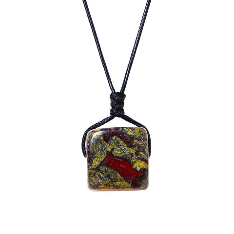 Runyangshi Natural Healing Crystal Quartz Square Pendant 0.59"-0.78"(1.5-2cm) Tumbled Polished Stones Necklace Meditation Reiki Energy Amulet Bohemia for Men Women Hand-Woven Rope Gift, Stone