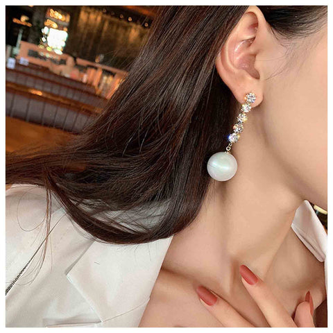 Yheakne Vintage Pearl Drop Earring Gold Rhinestone Diamond Stud Earrings Cubic Crystal Earrings Wedding Pearl Earrings Jewelry for Women and Girls