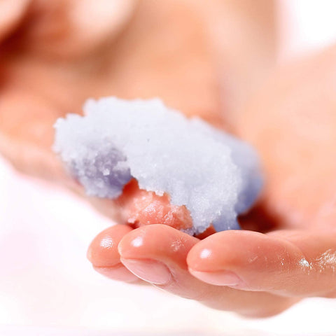 PraNaturals Dead Sea Salt Body Scrub 500G - Hydrating & Moisturising, Natural Oils & Minerals, Exfoliating, Softening & Nourishing, All Skin Types, No Parabens, Vegan & Cruelty Free (Lilac)