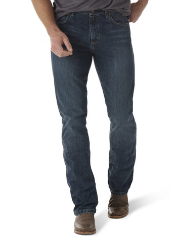 Wrangler Men's Retro Slim Fit Boot Cut Jean, River Wash, 29W x 30L