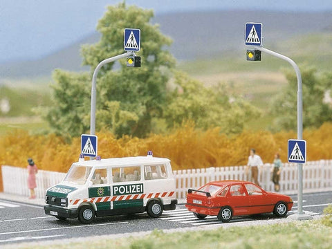 Busch 5916 Ped Xing set complete HO Signals Scale Model Signals