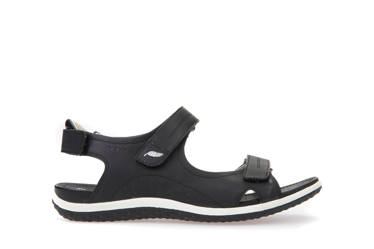 Geox Women's Casual Flat Sandal, Black, 5