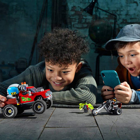 LEGO Hidden Side El FuegoÃƒÆ’Ã‚Â¢ÃƒÂ¢Ã¢â‚¬Å¡Ã‚Â¬ÃƒÂ¢Ã¢â‚¬Å¾Ã‚Â¢s Stunt Truck 70421 Building Kit, Ghost Playset for 8+ Year Old Boys and Girls, Interactive Augmented Reality Playset (428 Pieces)