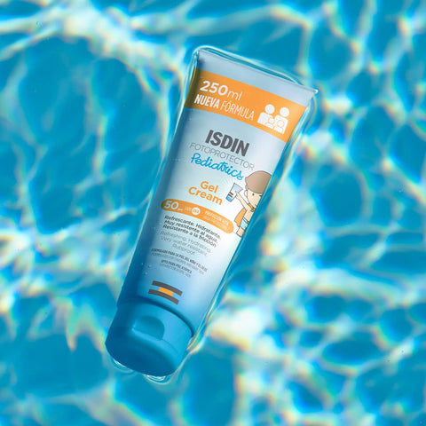 ISDIN Pediatrics Gel Cream SPF 50 (250ml), Cooling and hydrating sun cream, Suitable for all skin types