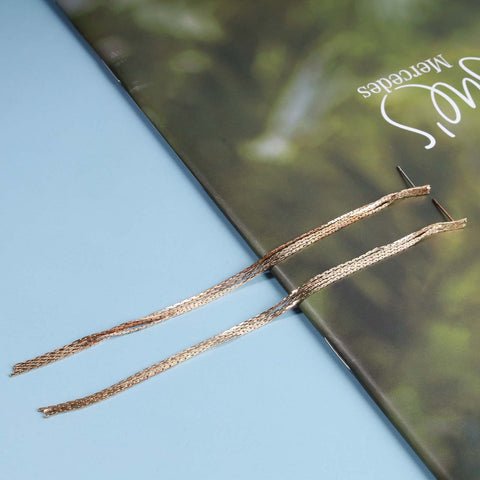 Yheakne Punk Long Linear Drop Earrings Gold Chandelier Chain Earrings Dangle Chain Tassel Earrings Sleek Metal Chain Earrings Jewelry for Women and Girls Gifts