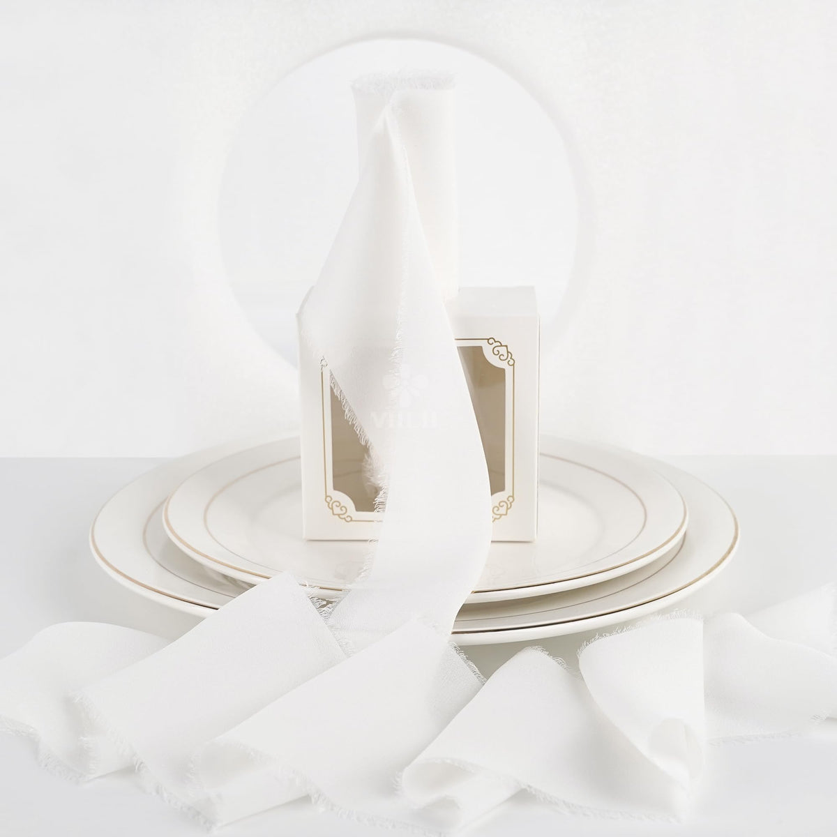 MEEDEE White Chiffon Ribbon 3 Inch White Fringe Ribbon Chiffon Silk Ribbon Frayed Edge Ribbon Wide Chiffon Ribbons for Crafts, Flower Bouquet, Wedding Favors Wrapping (2 Rolls 10 Yards)