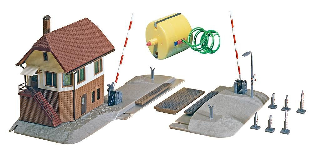 Faller 222170 Grade x-ing with Tower & mtr N Scale Building Kit