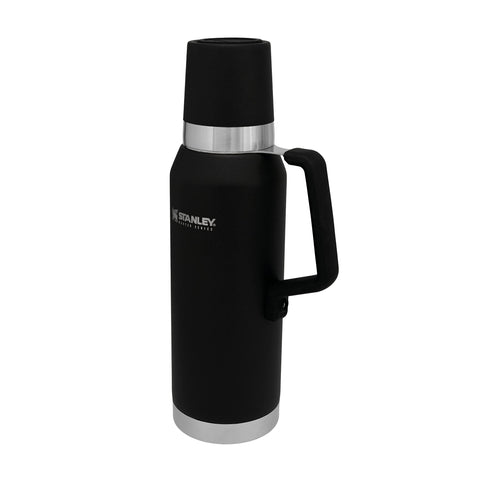 Stanley Unbreakable Thermal Bottle 0.75L Foundry Black - BPA-Free Stainless Steel Thermal Flask - Keeps Cold or Hot For 27 Hours - Leakproof Lid Doubles as Cup - Dishwasher Safe