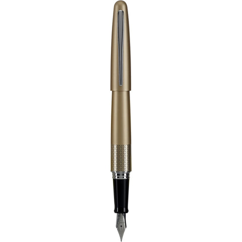 PILOT Metropolitan Collection Fountain Pen, Gold Barrel, Zig-Zag Design, Medium Nib, Black Ink (91103)