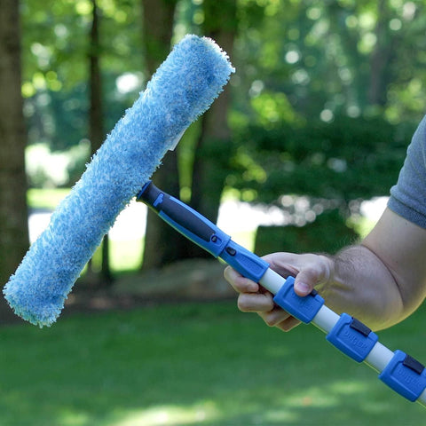 Unger Professional Connect & Clean 7Ã¢â‚¬â„¢-24Ã¢â‚¬â„¢ Aluminum Telescopic Extension Pole with Locking Cone & Quick-Flip Clamp Ã¢â‚¬â€œ Compatible with Cleaning Tool Attachments, Window Cleaning & Dusting Tool