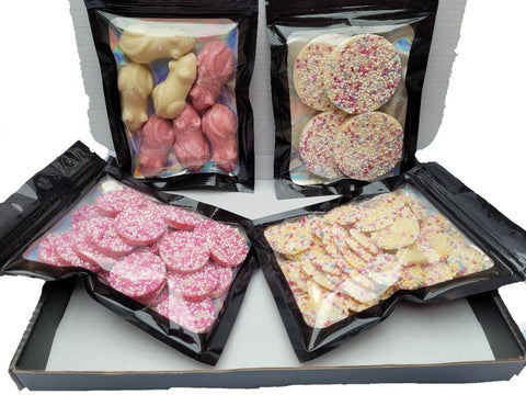 KLASSY K9 RETRO SNIFFERS MONSTER CHOCS STRAWBERRIES AND CREAM DOG CHOCOLATE POSTAL BOX 315g