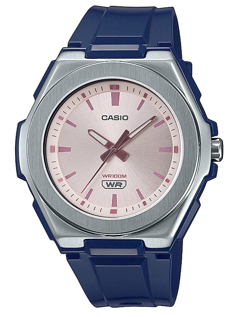 Casio Women Analogue Quartz Watch with Plastic Strap LWA-300H-2EVEF