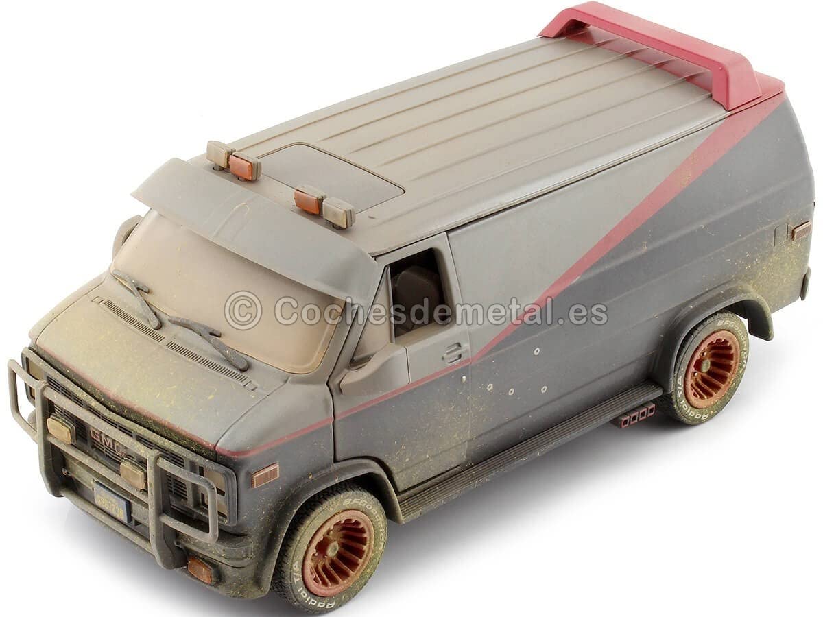 Greenlight 1983 GMC Vandura Van Weathered Version with Bullet Holes The A-Team (1983-1987) TV Series 1/24 Diecast Model