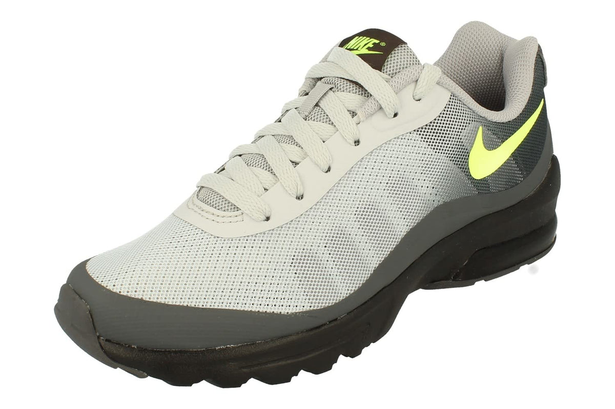 NIKE Men's Nike Air Max Invigor Basketball Shoe, Multicolour Black Volt Dark Grey Cool Grey 000, 6.5 UK