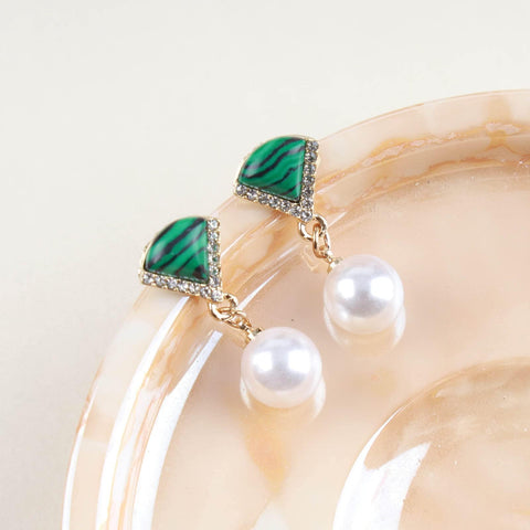 Yheakne Vintage Cz Emerald Pearl Earrings Gold Pearl Drop Earrings Triangle Emerald Earrings Geometric Emerald Stud Earrings Jewelry for Women and Girls