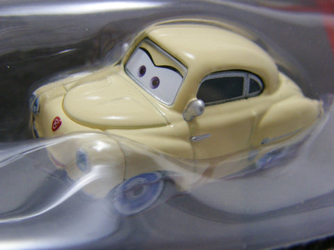 Disney Pixar Cars 2 Die-Cast Uncle Topolino and Mama Topolino 2-Pack 1:55 Scale