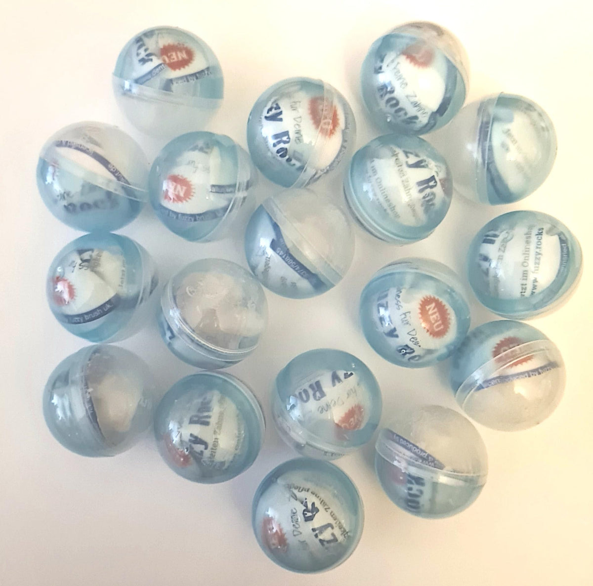 Fuzzy Brush Mini Chewable Toothbrush for Fresh Breath and Clean Teeth Xylitol Chew Toothbrush Sugar Free Coolmint (18 Capsules)