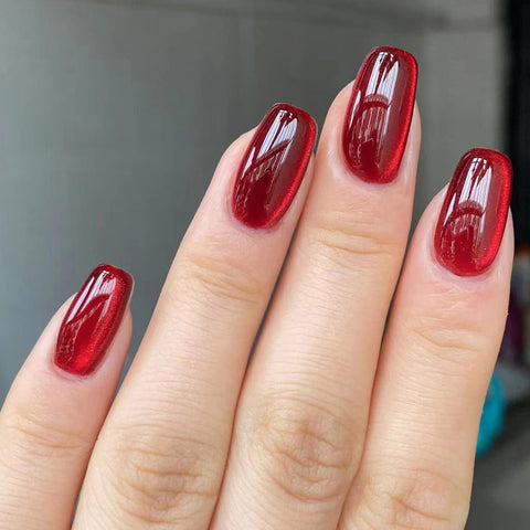 DMQ Cat Eye False Nails Short, 24Pcs Red Glitter Fake Nails, Square Press on Nails, Red Cat Eye Glitter French Nail Tips with Glue, Acrylic Stick on Nails for Women Girls Nails Art(Wine Red)