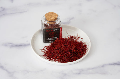 Heray Saffron, Premium Afghani Saffron Threads (Super Negin Quality A+) Fresh Pure All Red Thread Saffron Spice for Bouillabaisse Risotto, Paella, Tea's, And More Recipes, 1 Gram Square Glass Jar
