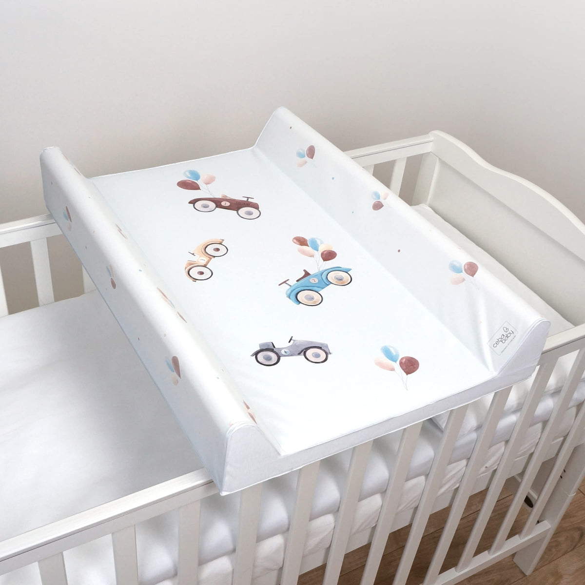 Baby Hard Base Changing Mat/Top Changer 80x50 cm fits 140x70 cm Cot Bed Unisex Wedge Anti Roll Nappy Newborn Baby Waterproof Changing Mat with Raised Edges (Retro Cars)