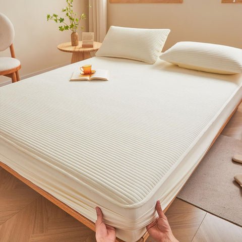 LSZHBSL Waterproof Fitted sheets 200 x 220 + 30 cm Double fitted sheet Mattress cover Bed sheets Easy to Use and Elastically Fit Around Your Mattress White