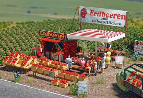 Busch 1073 Strawberry Roadside Stand HO Structure Scale Model Structure