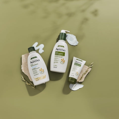AVEENOÃƒÆ’Ã†â€™ÃƒÂ¢Ã¢â€šÂ¬Ã…Â¡ÃƒÆ’Ã¢â‚¬Å¡Ãƒâ€šÃ‚Â® Daily Moisturising Gift Set with Body Wash 300ml, Body Lotion 300ml and Hand Cream 75ml, Sensitive Skin Gift, 3-Step Skincare Regime, Christmas Gift
