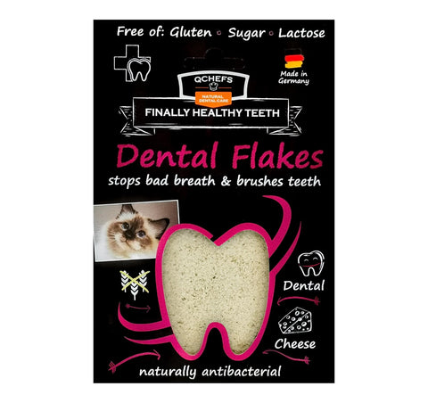 QCHEFS Dental Flakes Cats | Cats Dental Care Snack | Chews against Bad Breath & Gingivitis | Scaler | Dogs treat | Cheese - naturally antibacterial