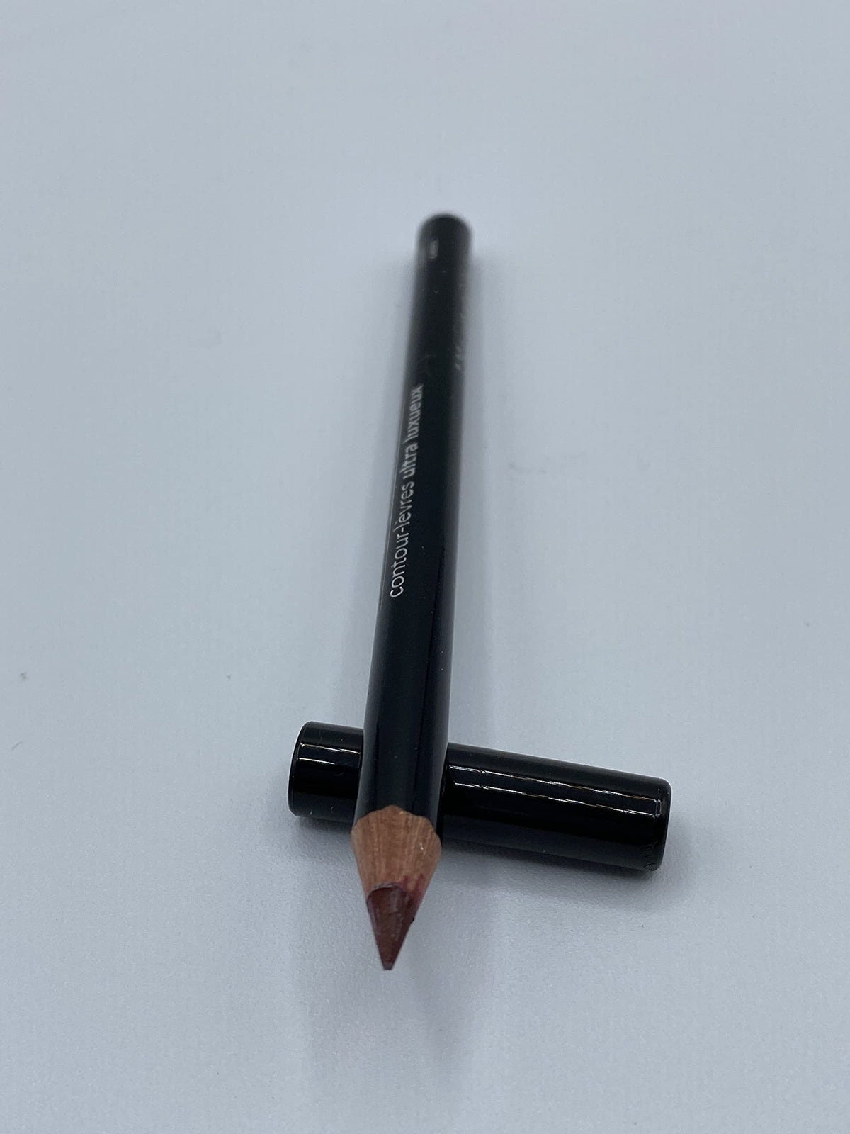 AVON Ultra Luxury Lip Liner Currant