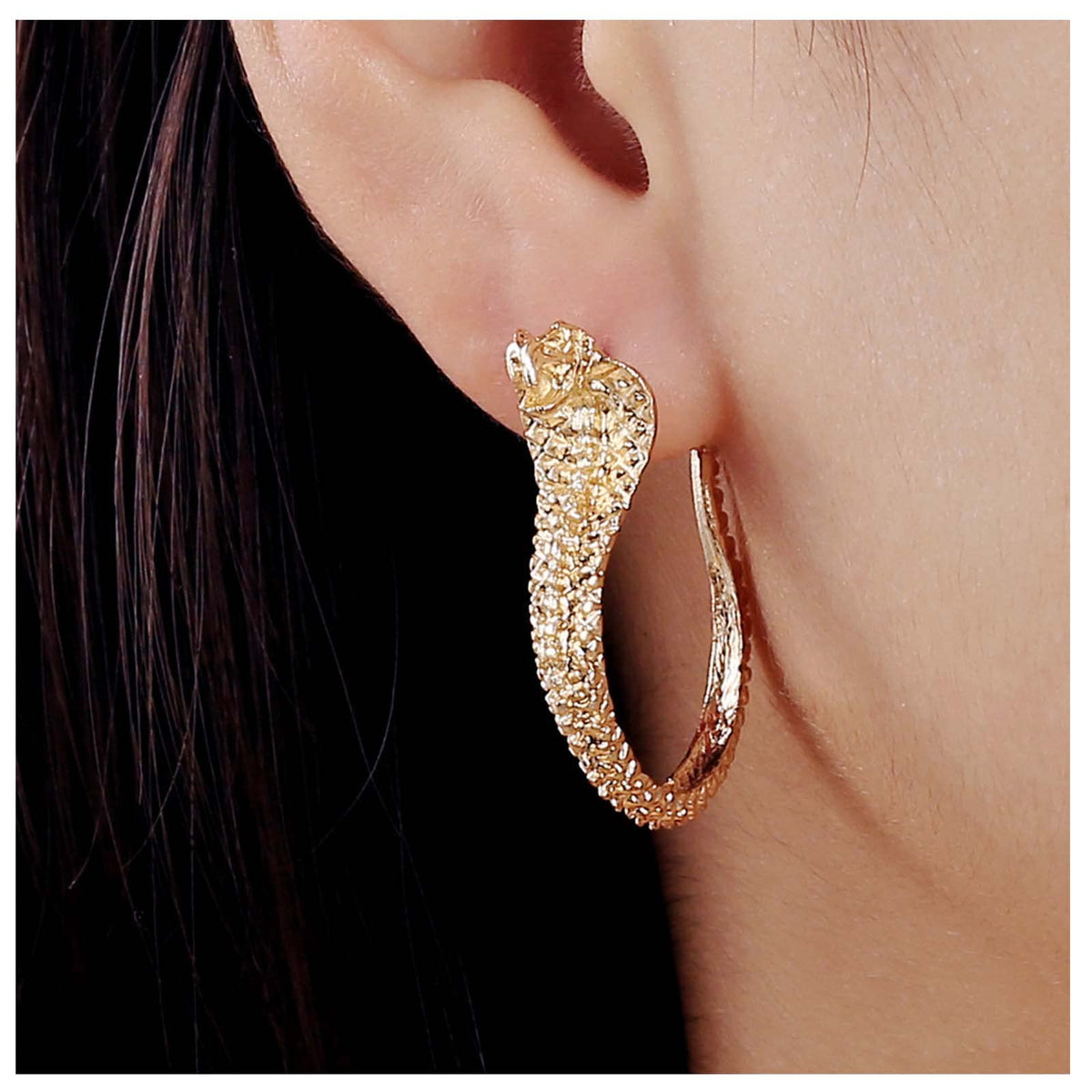 Yheakne Vintage Snake Studs Earrings Gold Snake Dangle Earrings Animal Serpent Earrings Punk Cool Snake Earrings Jewelry for Women Girls Gifts (Gold)