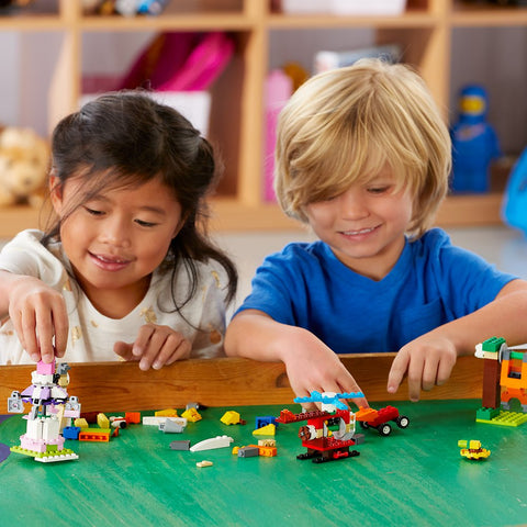 LEGO Classic Bricks and Gears 10712 Building Kit (244 Pieces)