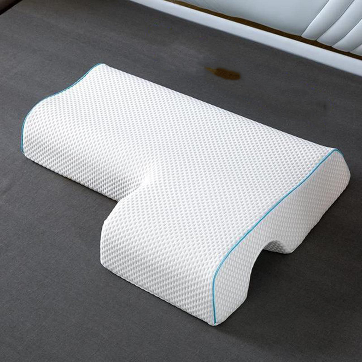 oiakus Couples Pillow, Arched Cuddle Pillow with Slow Rebound Memory Foam, Anti Pressure Hand Pillow, Providing Comfort and Support for The Arm and Head