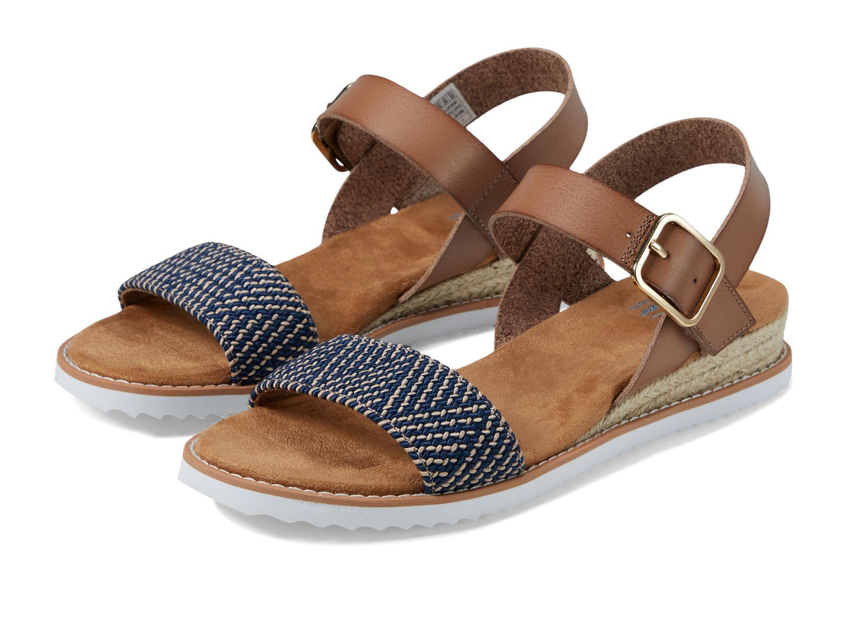 SKECHERS Women's 114138 Sandal, Multi, 7