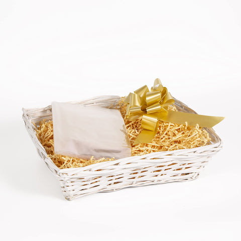 Greenleaves New Born Baby Christening Gift Hamper Wicker Basket Shredded Paper Cello Wrap Pu (Natural)