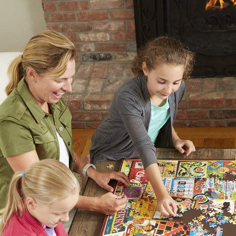 White Mountain Puzzles Christmas Village - 1000 Piece Jigsaw Puzzle