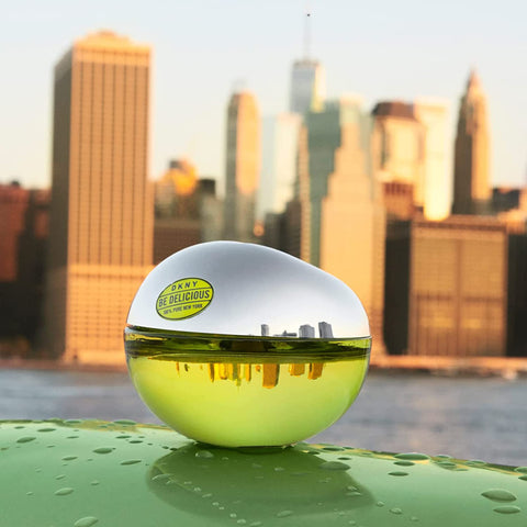 DKNY Be Delicious Eau de Parfum 2 Piece Gift Set For Women - Perfume Spray 3.4 Fl. Oz. & 1.0 Fl. Oz.