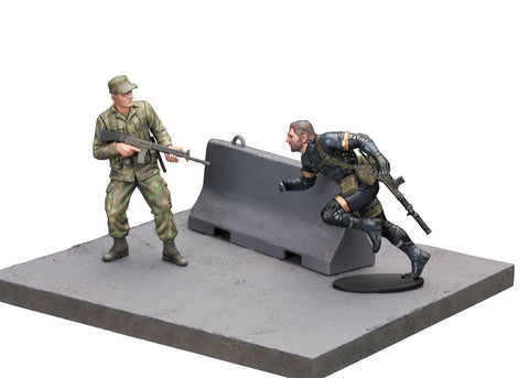 Kotobukiya Metal Gear Solid V: Metal Gear Solid Ground Zero Set Plastic Model Kit